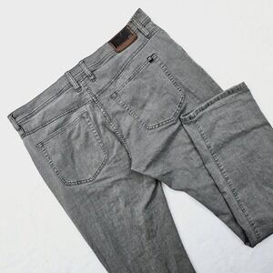 Travis Mathew Jeans Mens 34W 31L Gray Straight Leg Lightweight Denim Strech Golf